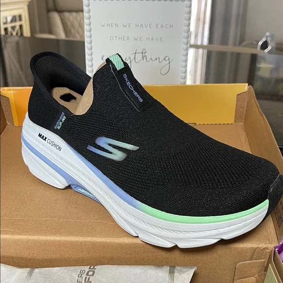 Skechers Black and Blue Max Cushion arch fit Slip-Ons - Picture 1 of 11